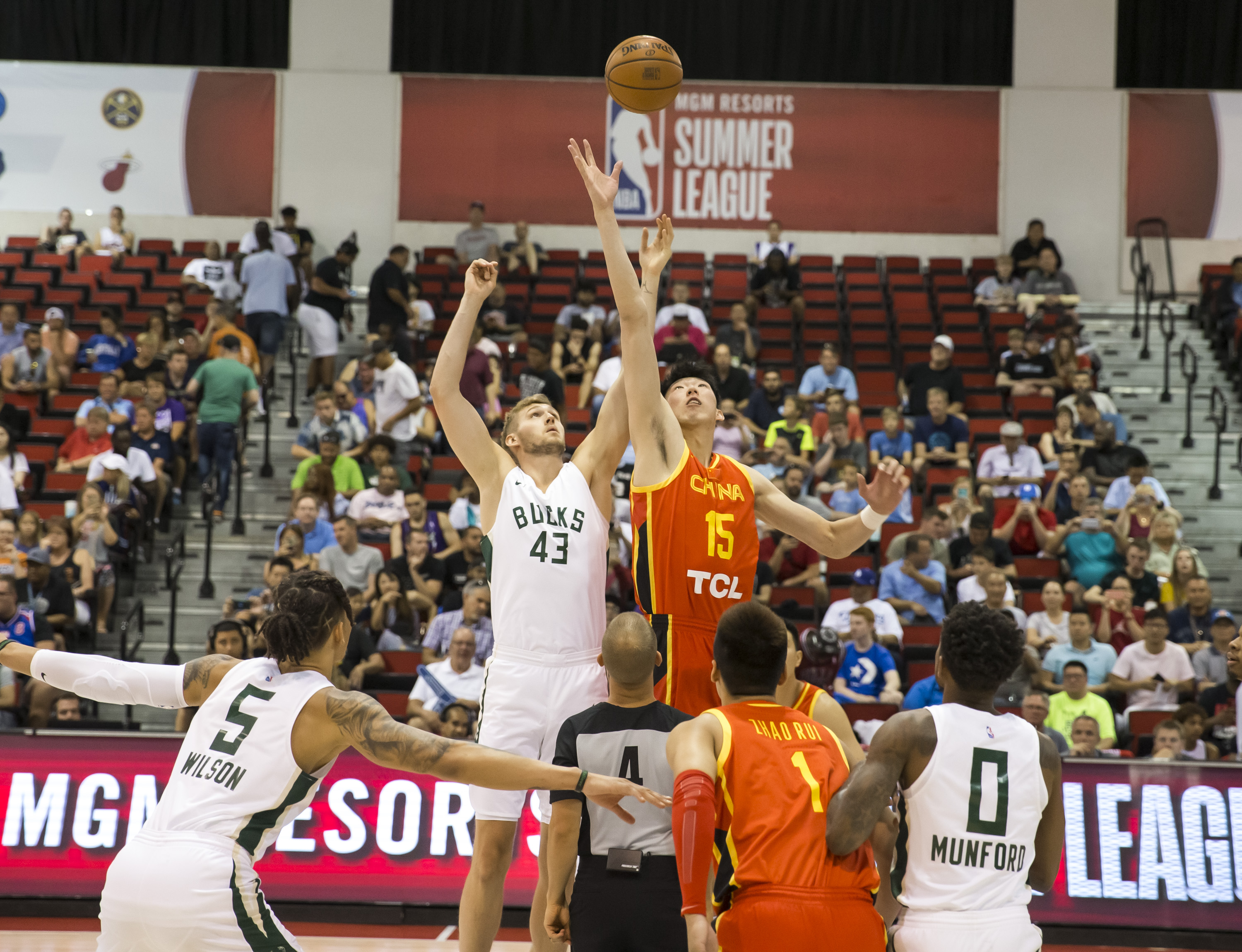 面拦截或由 面拦截或由